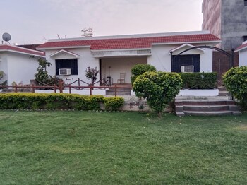 avexia fun city resort