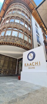 hotel kaachi grand