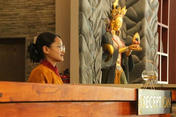 hotel kaachi grand