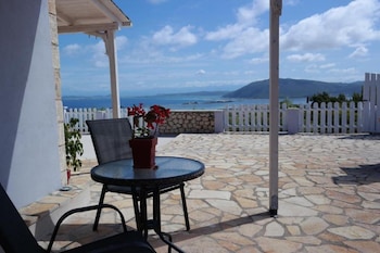 eris villa amazing view in lefkada