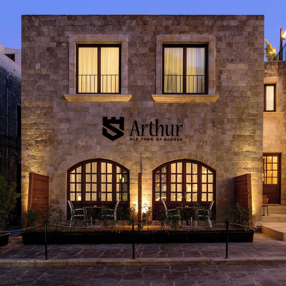 arthur suites