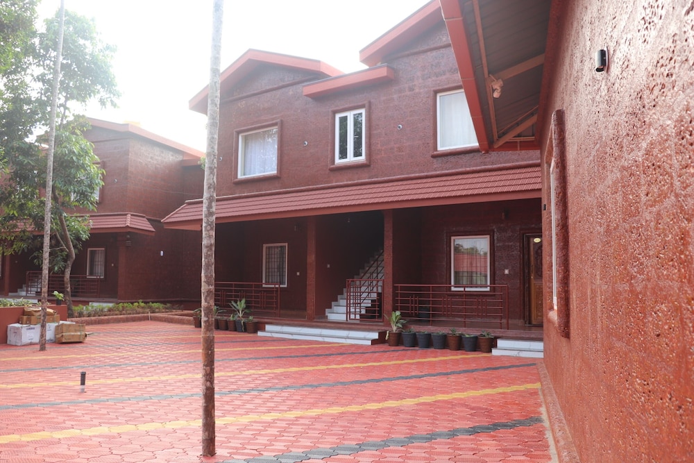 aashrayam hotels and resorts