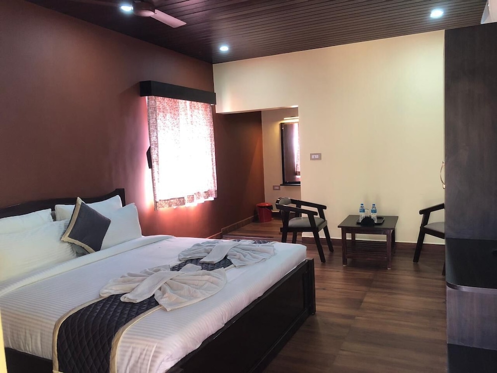 aashrayam hotels and resorts