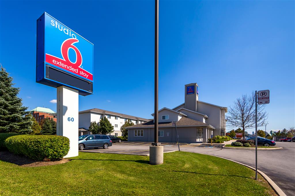 studio 6 mississauga on toronto