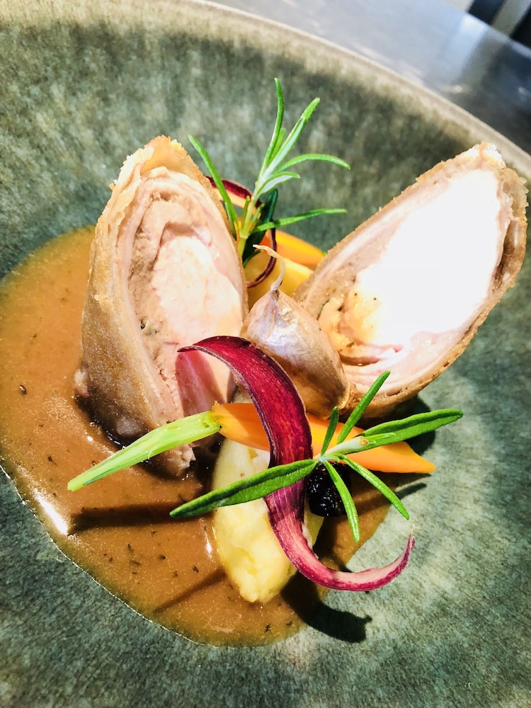 hotel restaurant chavant