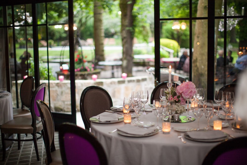 hotel restaurant chavant