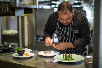 hotel restaurant chavant