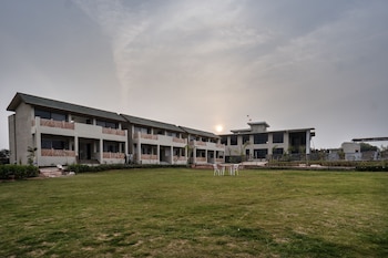 the palpur fort a kuno wildlife resort