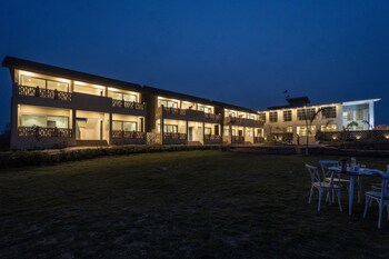 The Palpur Fort A Kuno Wildlife Resort,,4 star