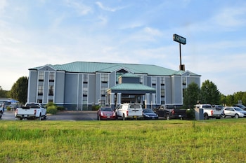 quality suites maumelle little rock nw
