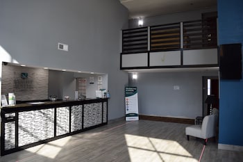 quality suites maumelle little rock nw