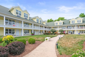 kelleys island venture resort