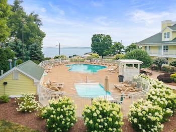 kelleys island venture resort
