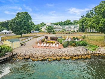 kelleys island venture resort