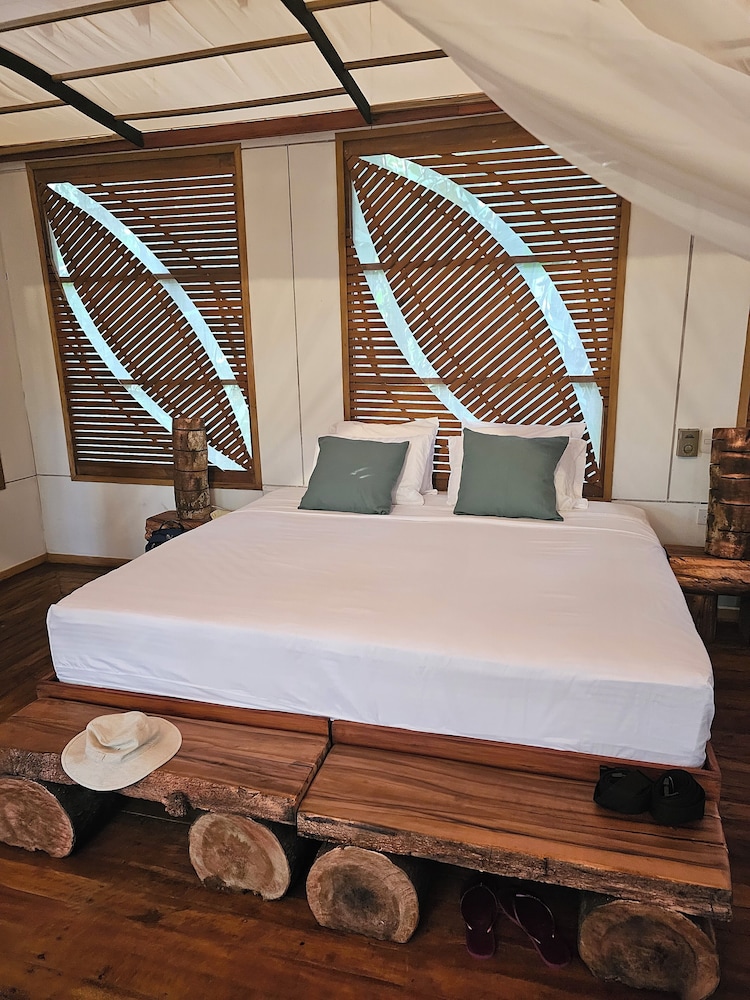 buru nature hotel