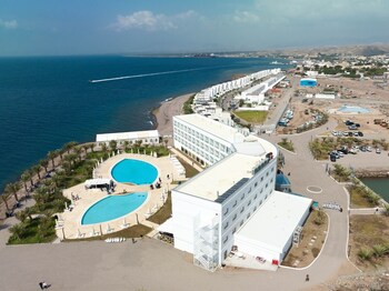 gadileh resort hotel