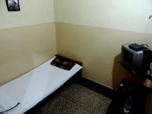 Hotel Mukta,Railway Cenema Road, Purana Bazar,3 star
