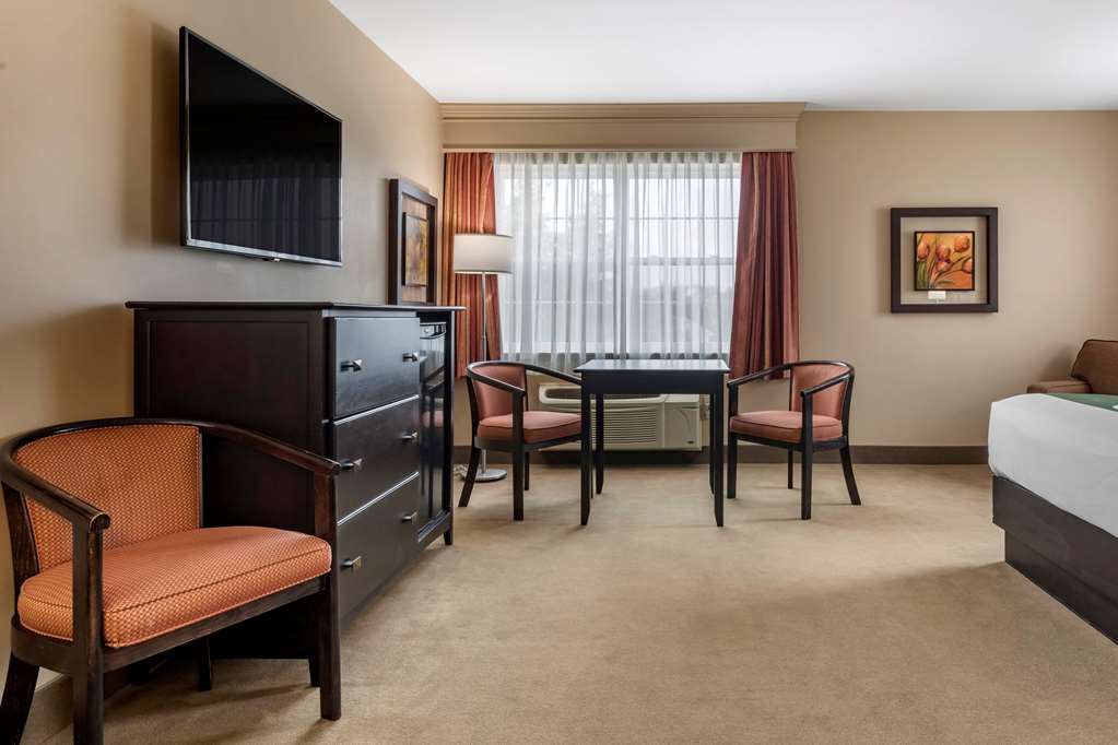 quality inn and suites quispamsis