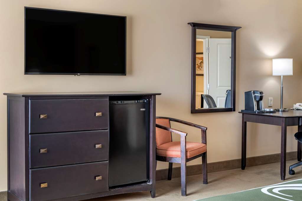 quality inn and suites quispamsis