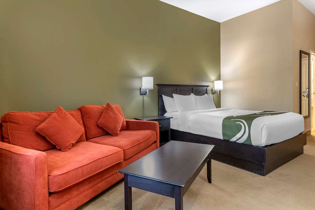 quality inn and suites quispamsis