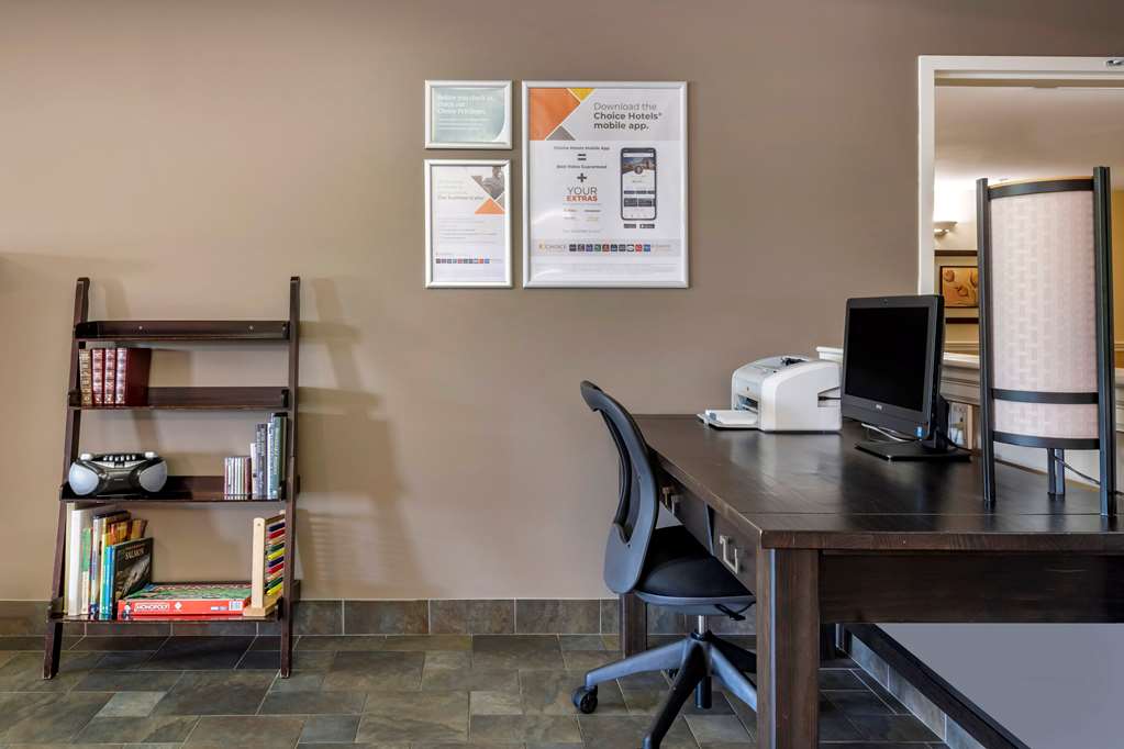 quality inn and suites quispamsis