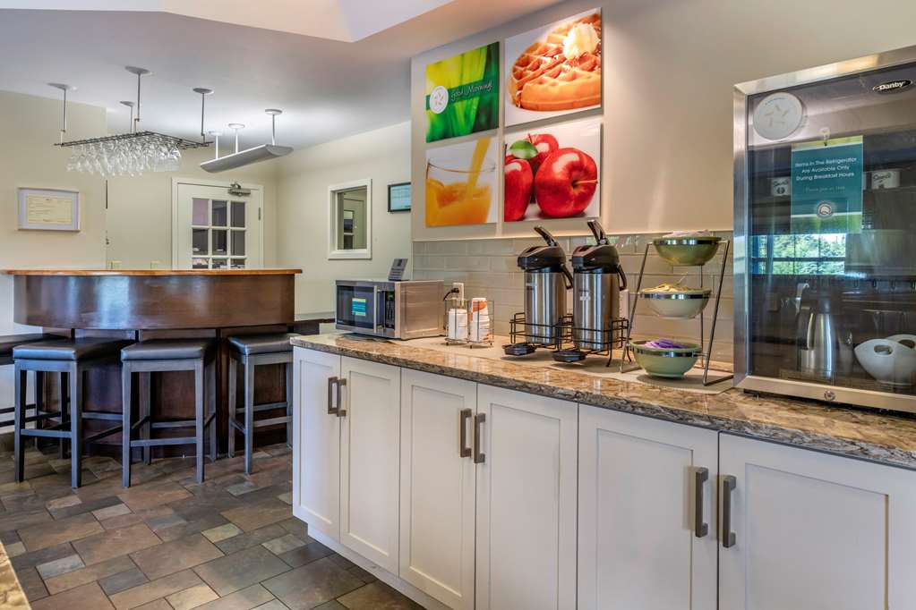 quality inn and suites quispamsis