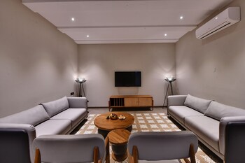 maira resort and convention centre