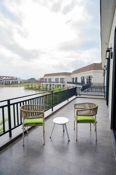 maira resort and convention centre