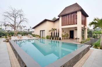 maira resort and convention centre