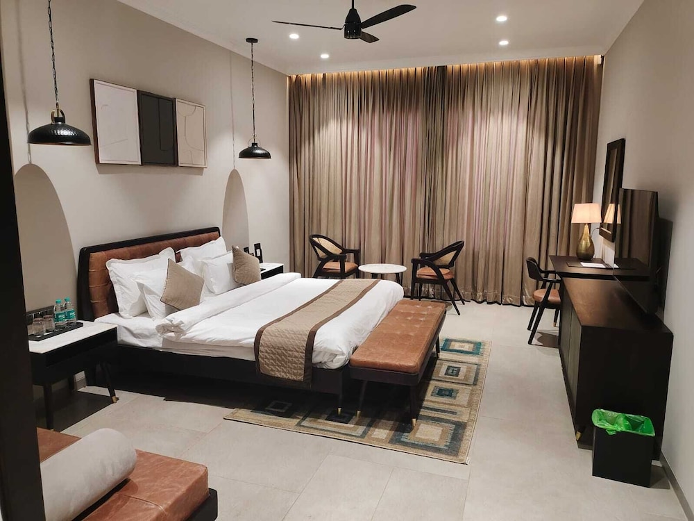 maira resort and convention centre