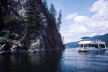 best western sicamous inn