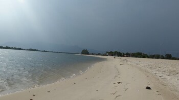 soursdeisawadeeboutique