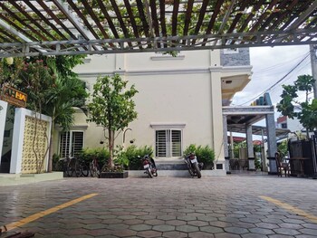 ahha boutique kampot