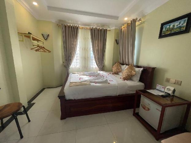 ahha boutique kampot