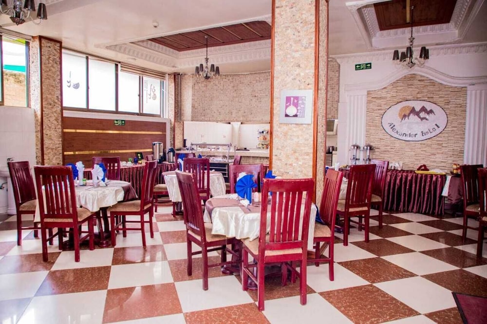 alexander hotel and tours