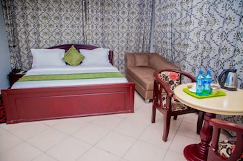 alexander hotel and tours