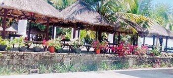 paradiso davao beachfront hotel and resort