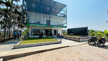 Green View Suites,,2 star
