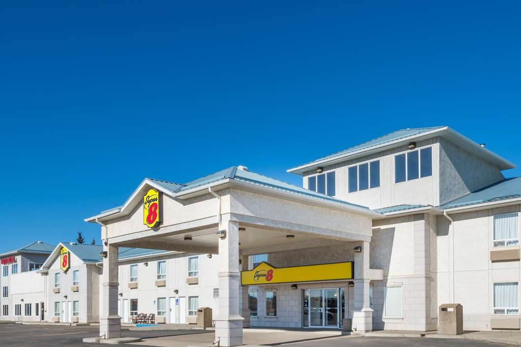 super 8 by wyndham vermilion ab