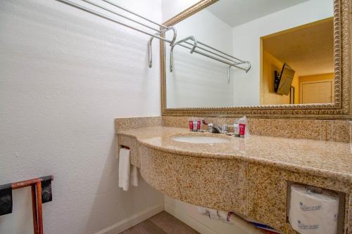 crossroads motel seiling us 60