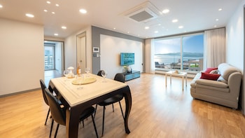 donghae hill stay pension