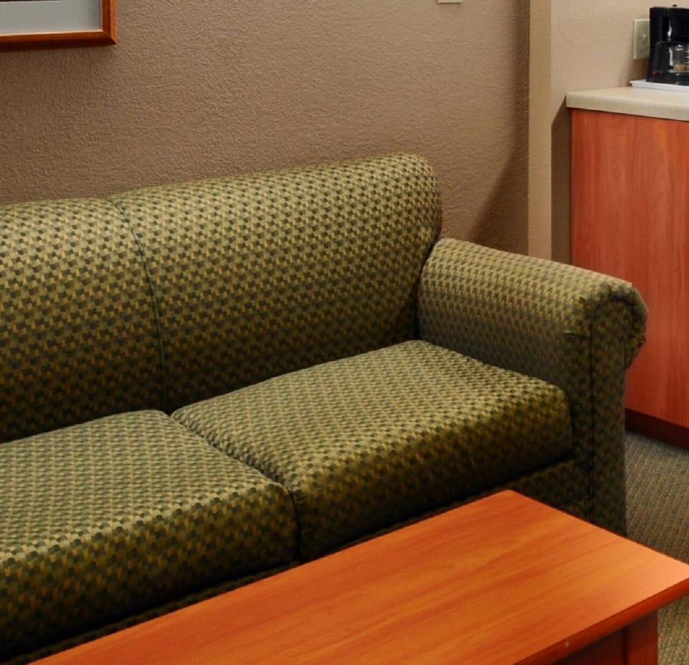 Parry Sound Inn & Suites,Near West Parry Sound District Museum,3 star