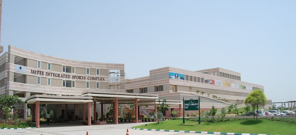 jaypee greens atlantic the club