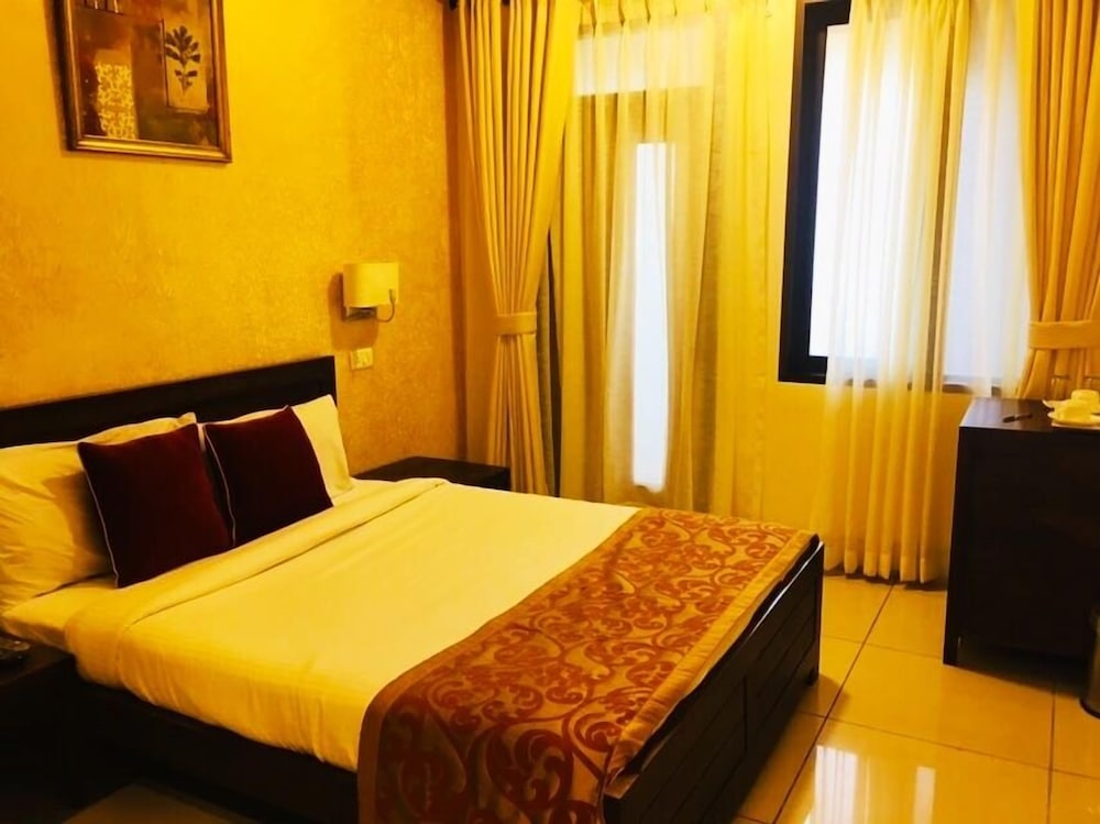 jaypee greens atlantic the club