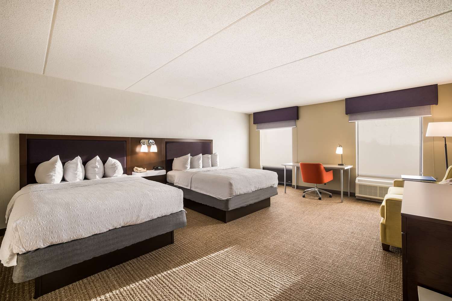 hampton inn mchenry