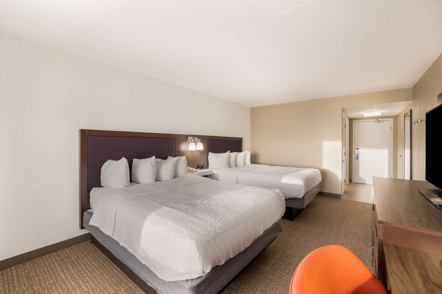 hampton inn mchenry