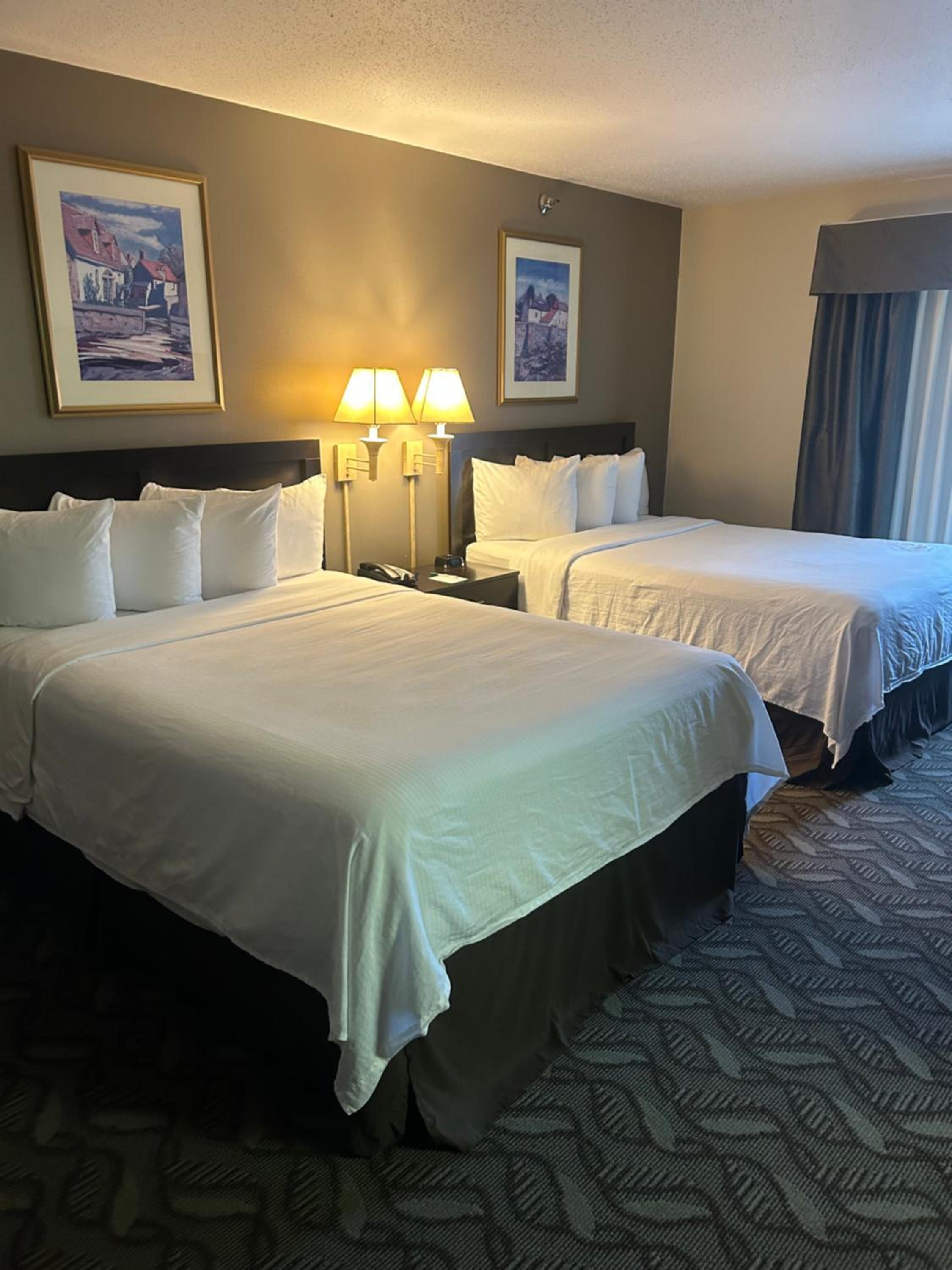 hampton inn mchenry