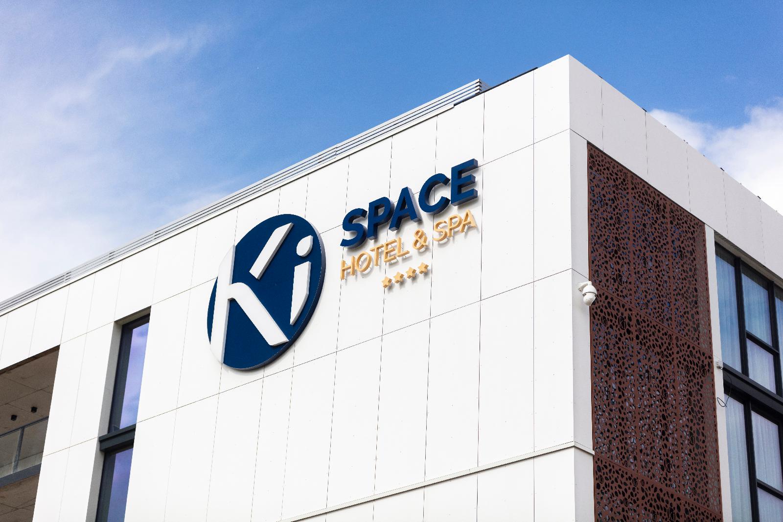 ki space hotel and spa near disneyland paris