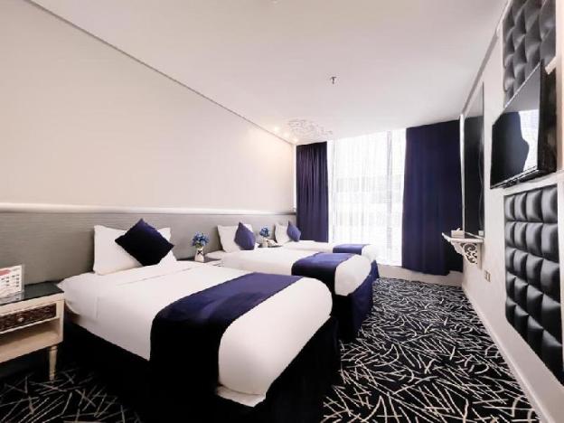 montana al azizia hotel