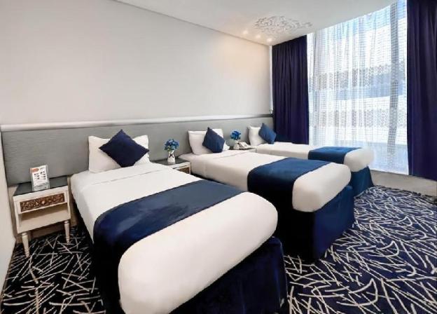 montana al azizia hotel